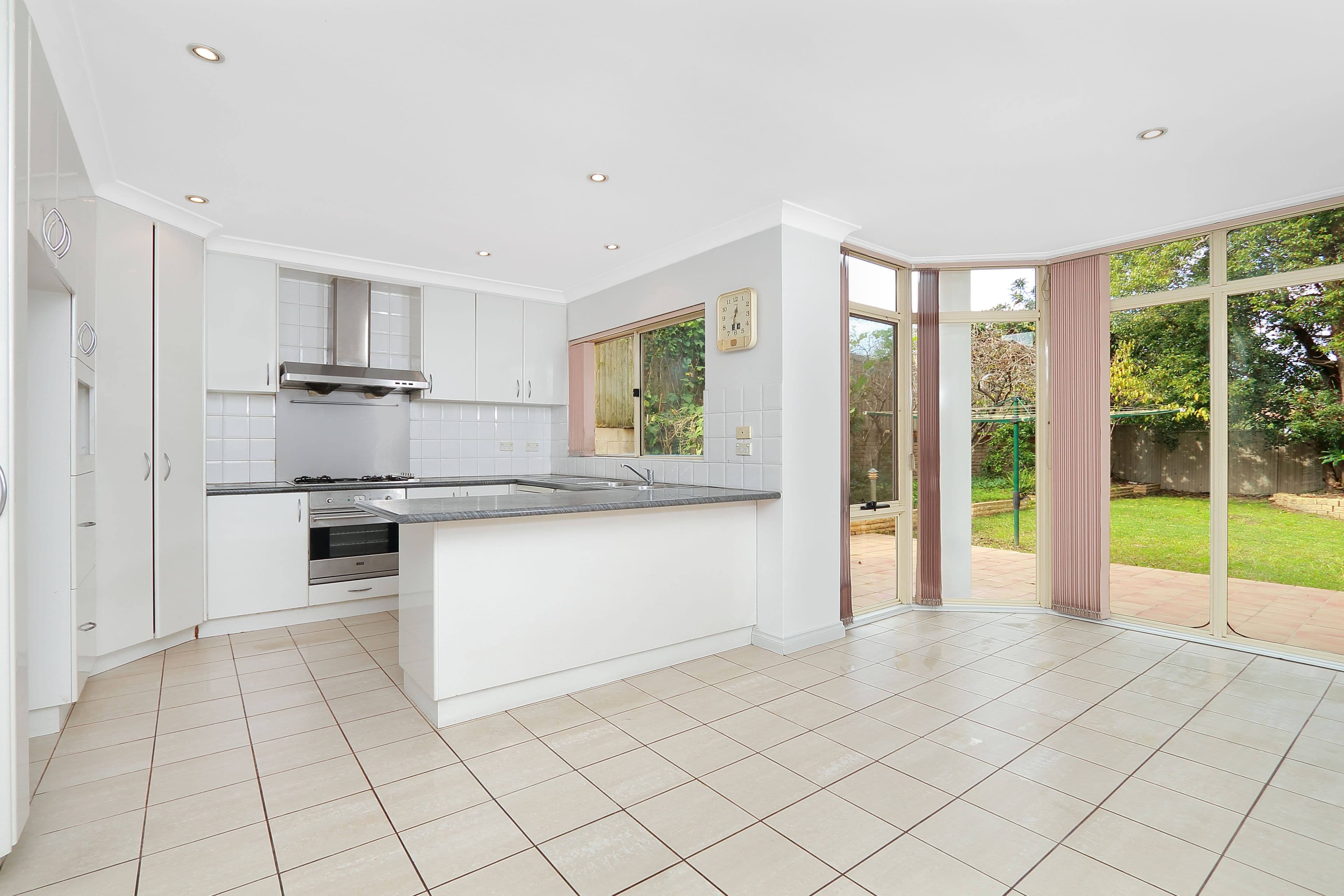 4 Gallipoli Street, Hurstville NSW 2220, Hurstville - Thumbnail 3