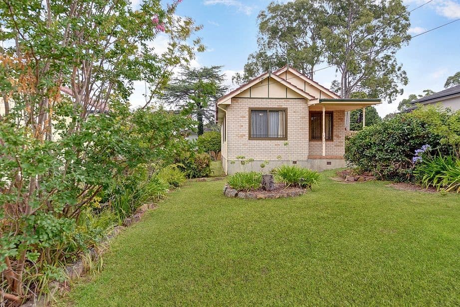 10 Harwood Avenue, Mount Kuring-Gai NSW 2080, Mount Kuring-Gai - Image 1