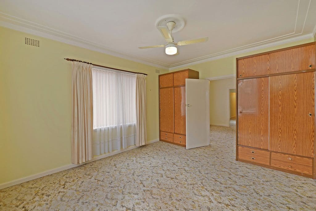 10 Harwood Avenue, Mount Kuring-Gai NSW 2080, Mount Kuring-Gai - Thumbnail 4