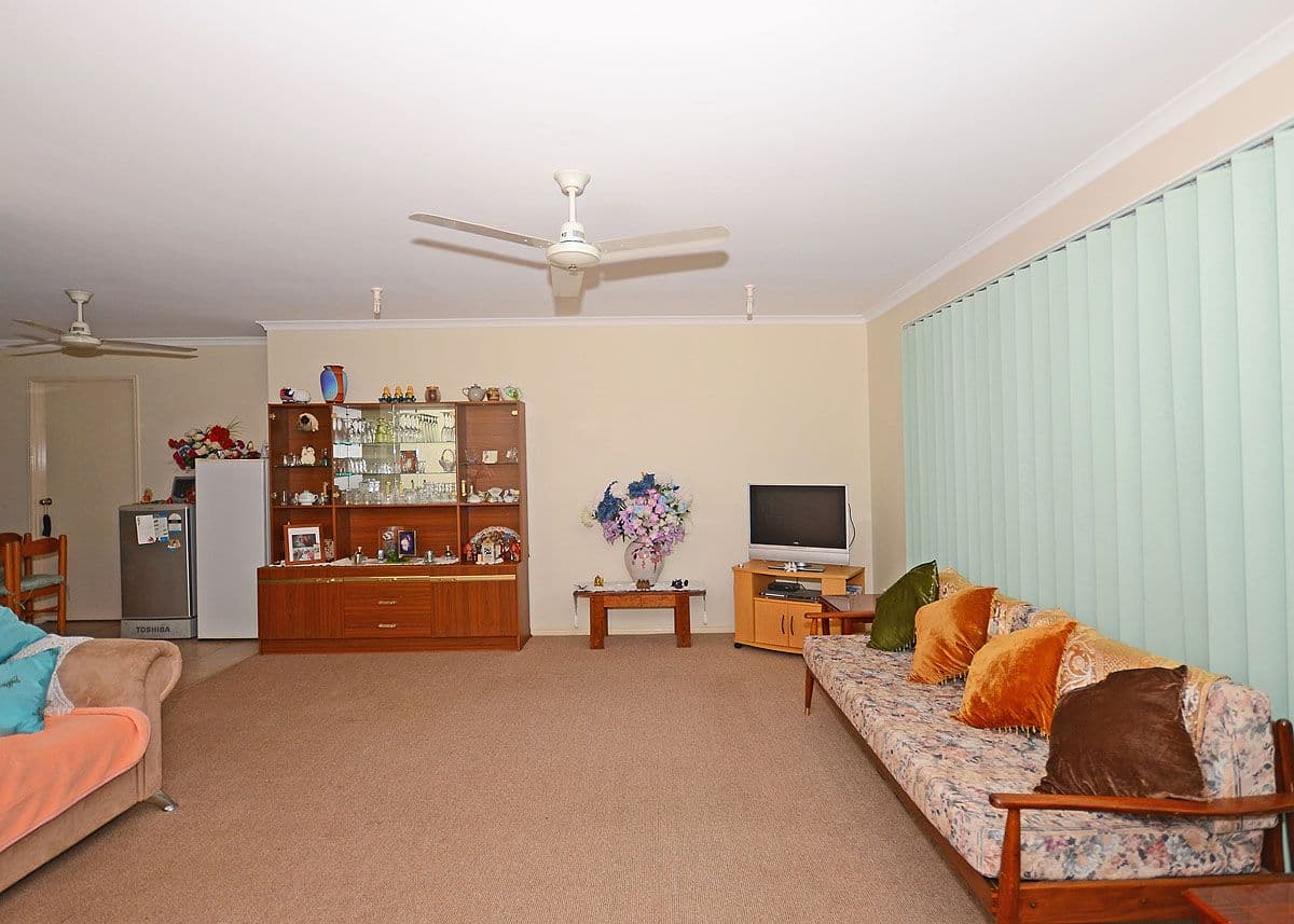 20 Craig Crescent, PIALBA QLD 4655, Pialba - Thumbnail 2