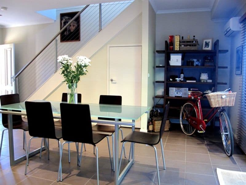 2/24 Bishop Street, Kingsville - Image 1