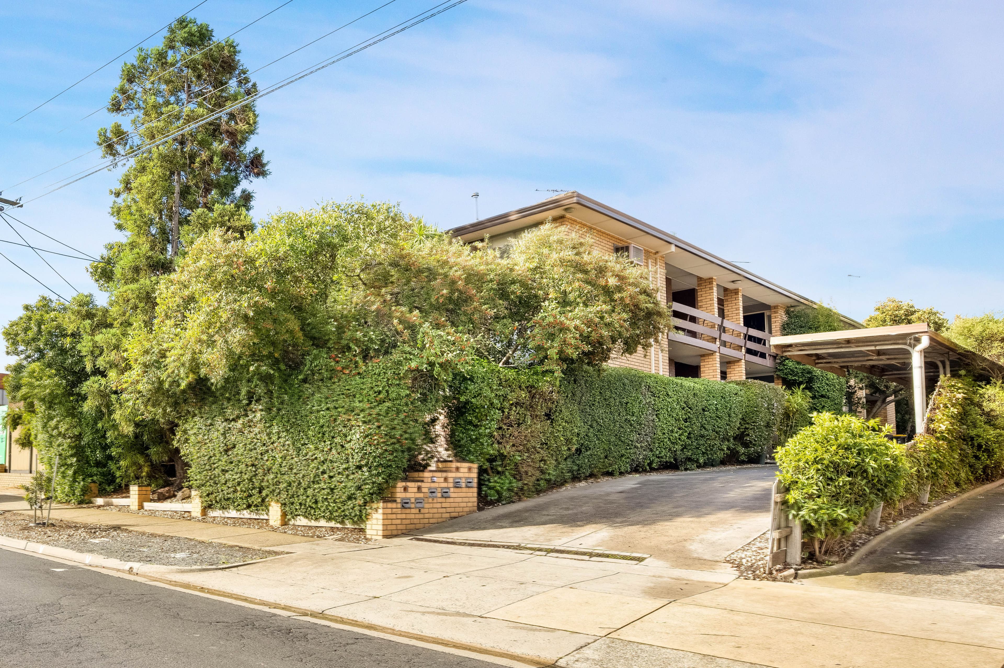 170 Waterloo Road, Oak Park VIC 3046, Oak Park - Image 1
