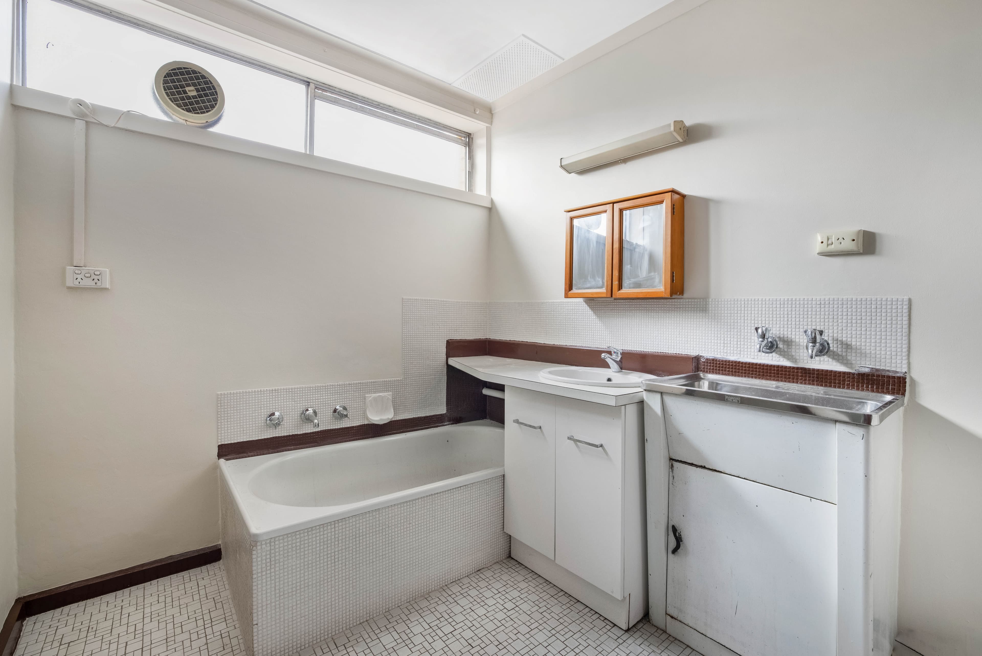 170 Waterloo Road, Oak Park VIC 3046, Oak Park - Thumbnail 6