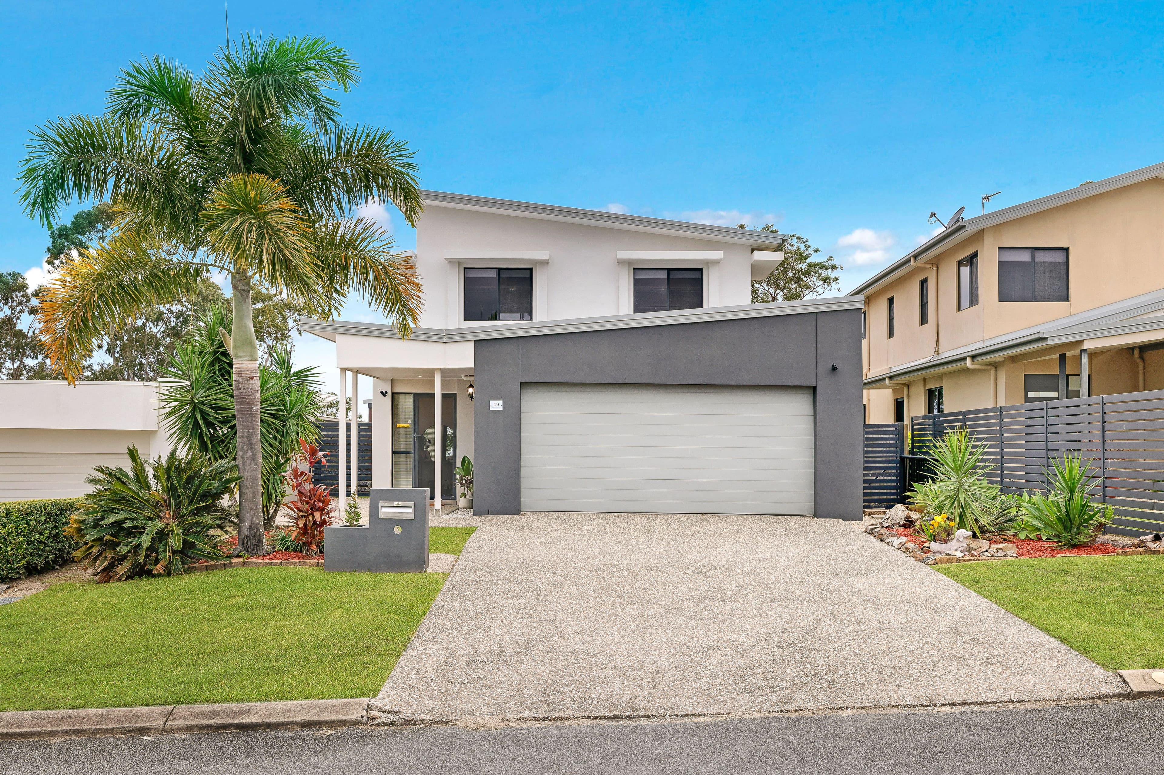 19 Zane Street, Molendinar QLD 4214, Molendinar - Image 1
