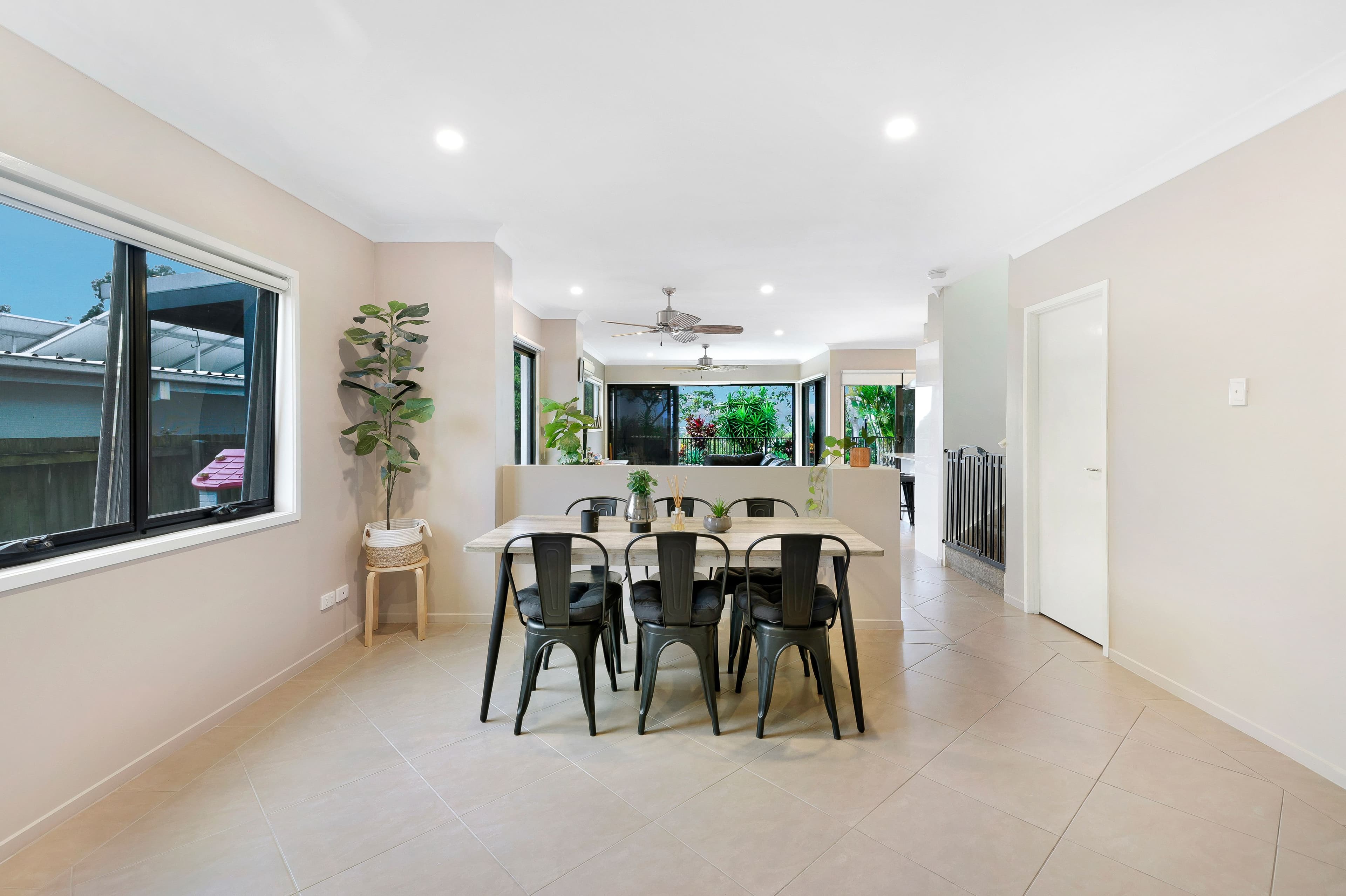 19 Zane Street, Molendinar QLD 4214, Molendinar - Thumbnail 6