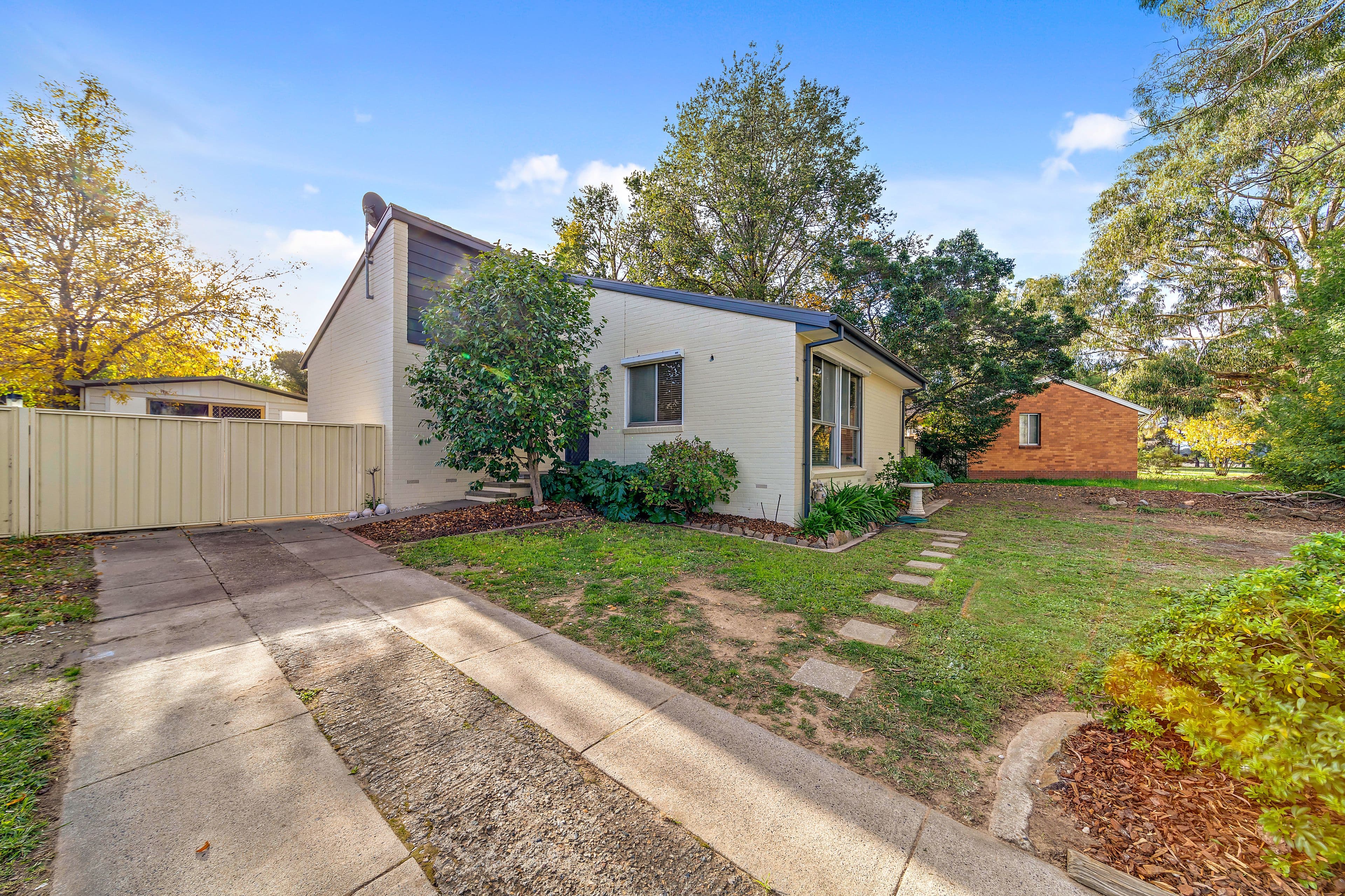 4 William Webb Drive, Evatt ACT 2617, Evatt - Thumbnail 2