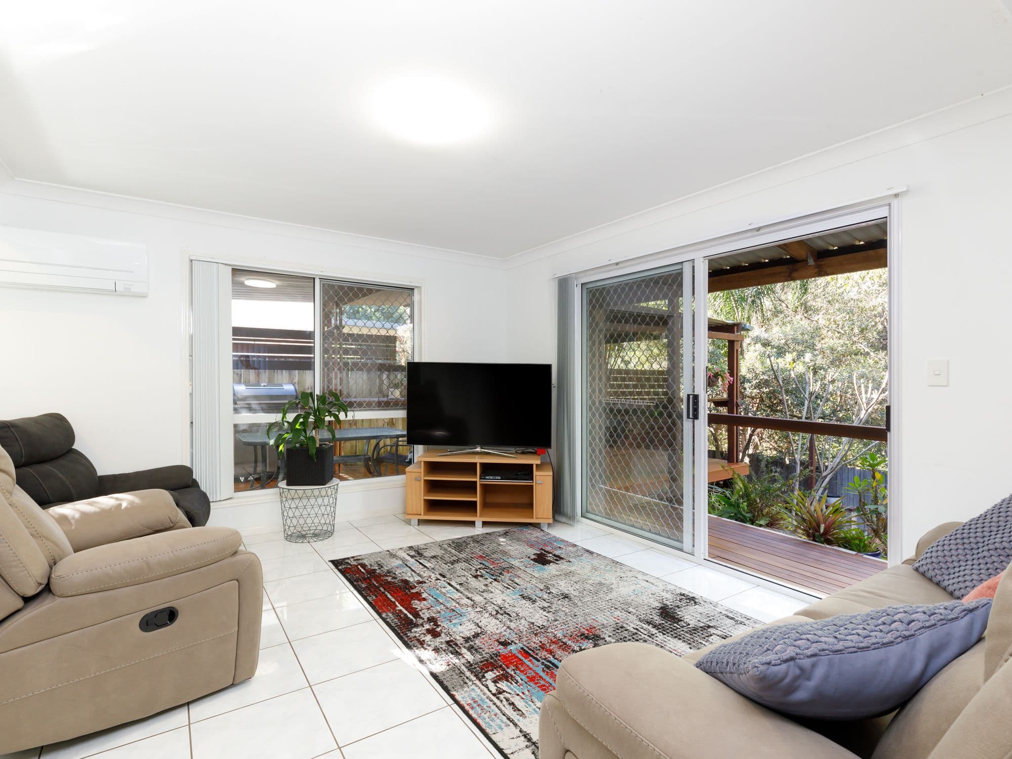 29 Cottonwood Crescent, Calamvale QLD 4116, Calamvale - Thumbnail 5
