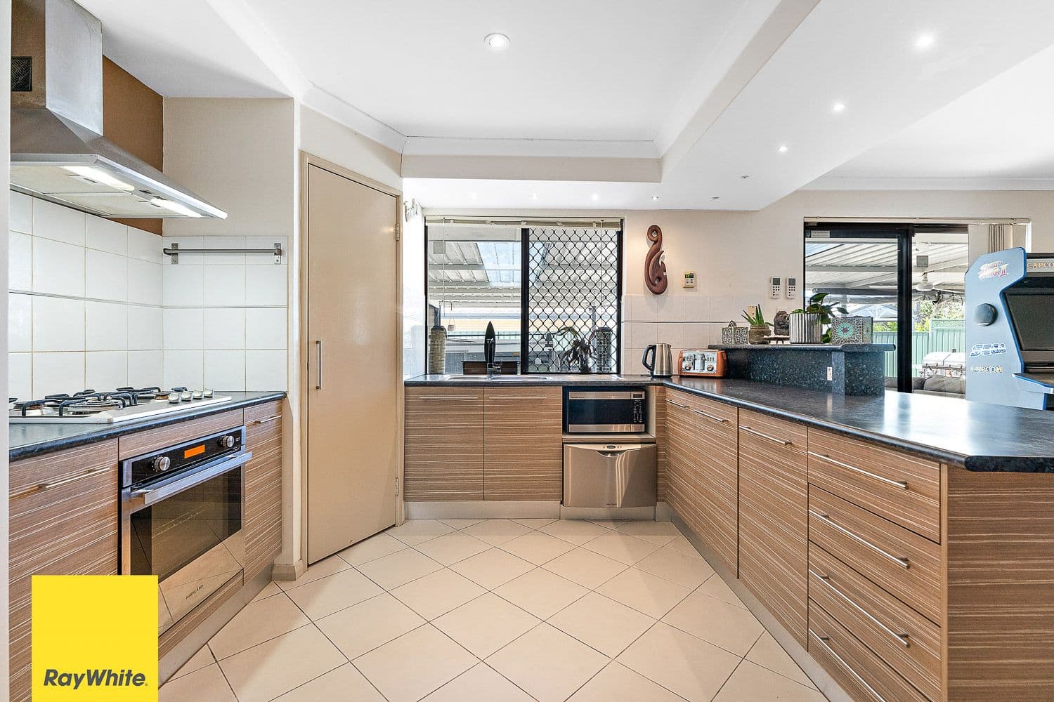 2 Dunelt Place, Marangaroo WA 6064, Marangaroo - Thumbnail 3