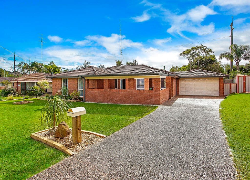 16 Banks Close, Bateau Bay NSW 2261, Bateau Bay - Image 1