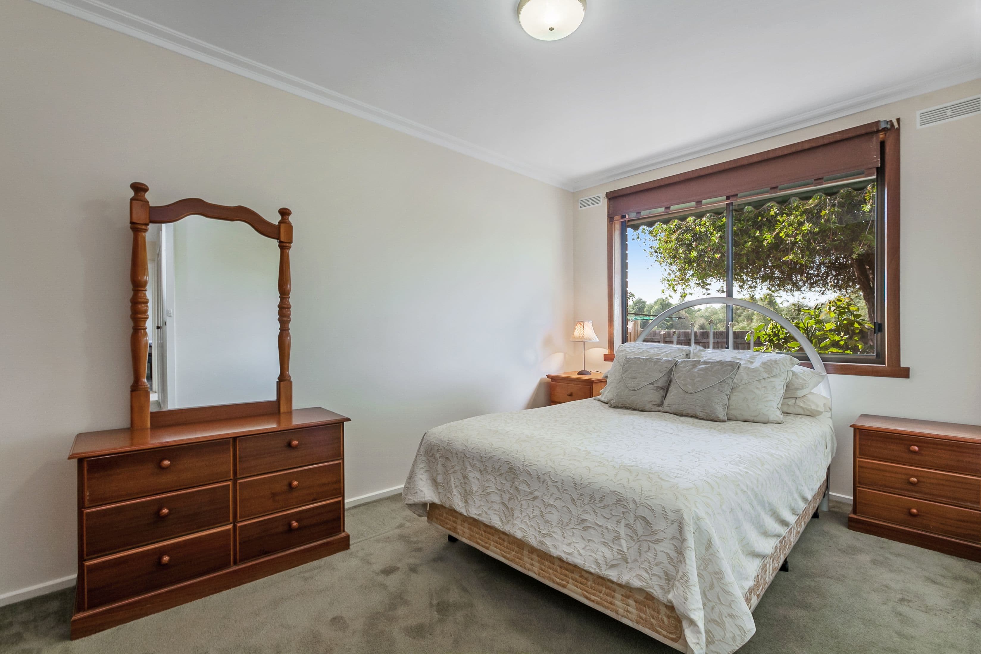12 BRISTOL Court, Kilsyth, Kilsyth - Thumbnail 6