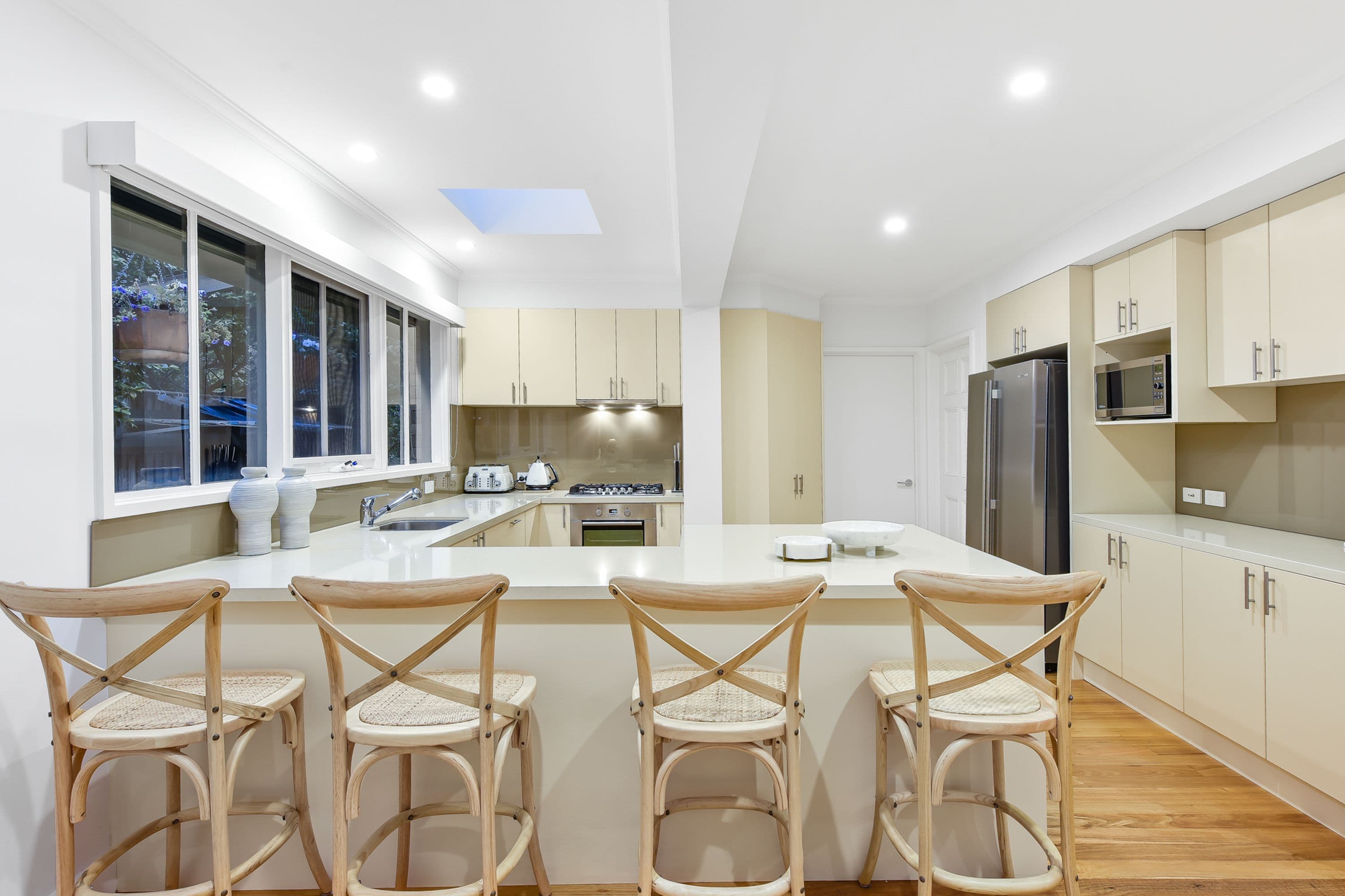 1 Belinda Crescent, Wheelers Hill VIC 3150, Wheelers Hill - Thumbnail 3