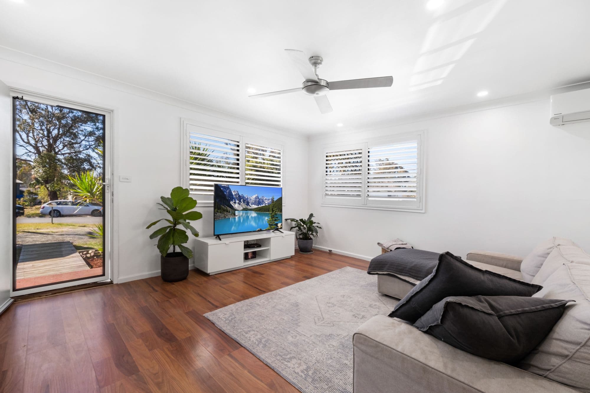 14 Scullin Place, Berkeley Vale NSW 2261, Berkeley Vale - Thumbnail 2