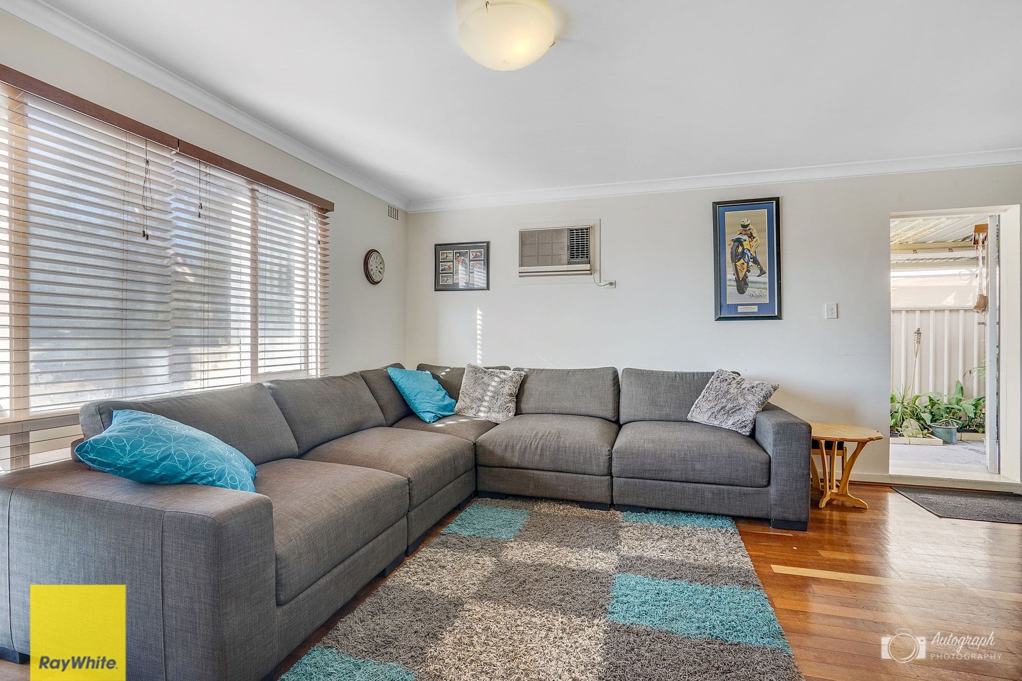 32 Harford Way, Girrawheen WA 6064, Girrawheen - Thumbnail 2
