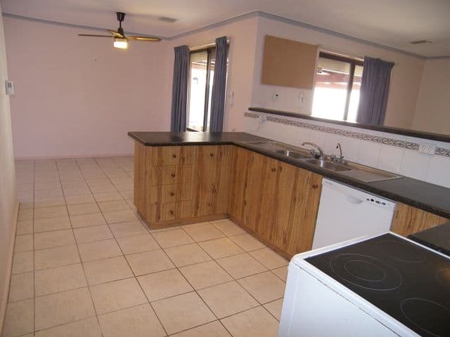 13 Clark Road, EVANSTON GARDENS SA 5116, Evanston Gardens - Thumbnail 3