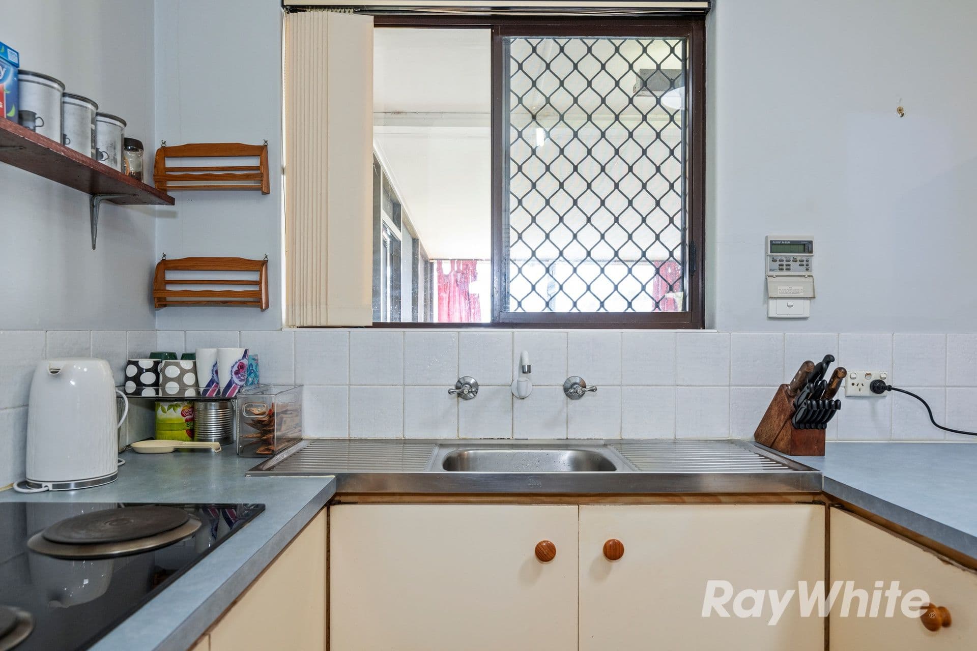 6 Humphrey Street, Pinjarra WA 6208, Pinjarra - Thumbnail 7