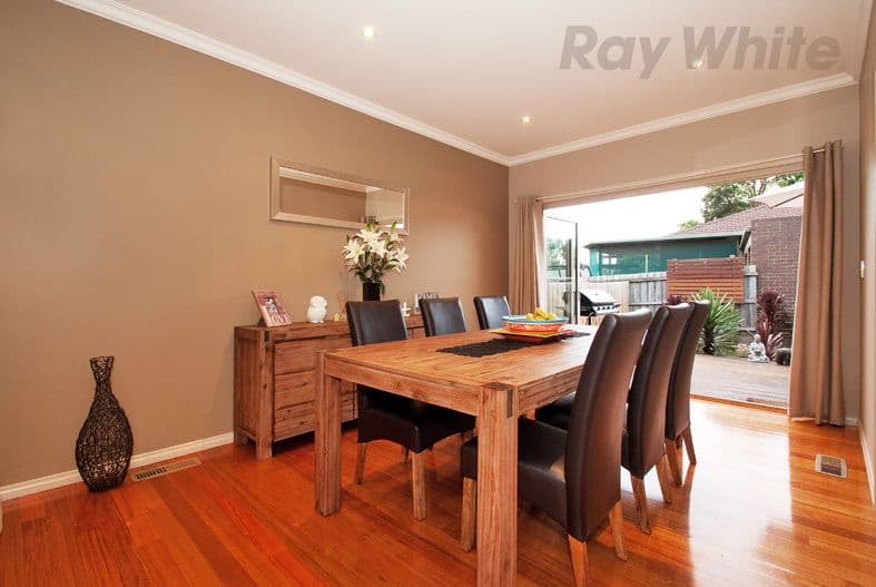 5 MOANA Drive, Mooroolbark VIC 3138, Mooroolbark - Thumbnail 3