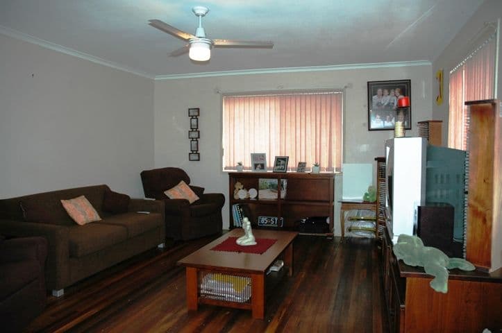 8 Kift Court, KALLANGUR QLD 4503, Kallangur - Thumbnail 2