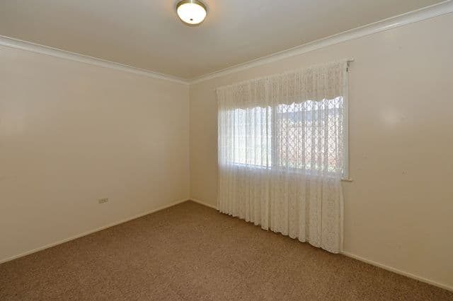 25 Hunter Street, CENTENARY HEIGHTS QLD 4350, Centenary Heights - Thumbnail 7