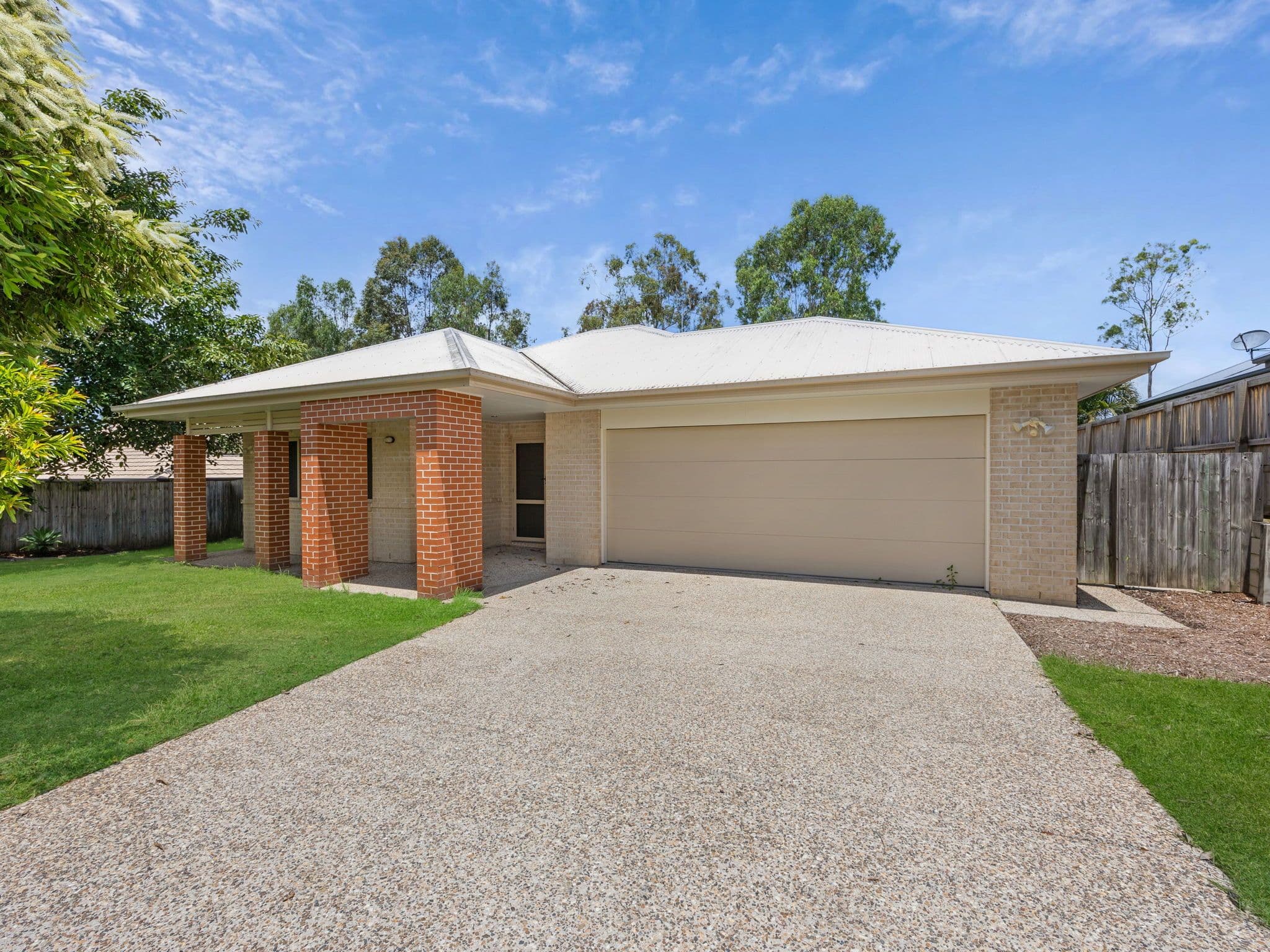 19 Possumwood Place, Flinders View QLD 4305, Flinders View - Thumbnail 2