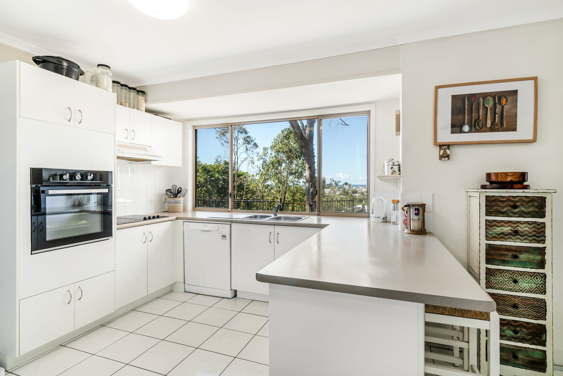 24 Serafini Court, Elanora QLD 4221, Elanora - Thumbnail 6