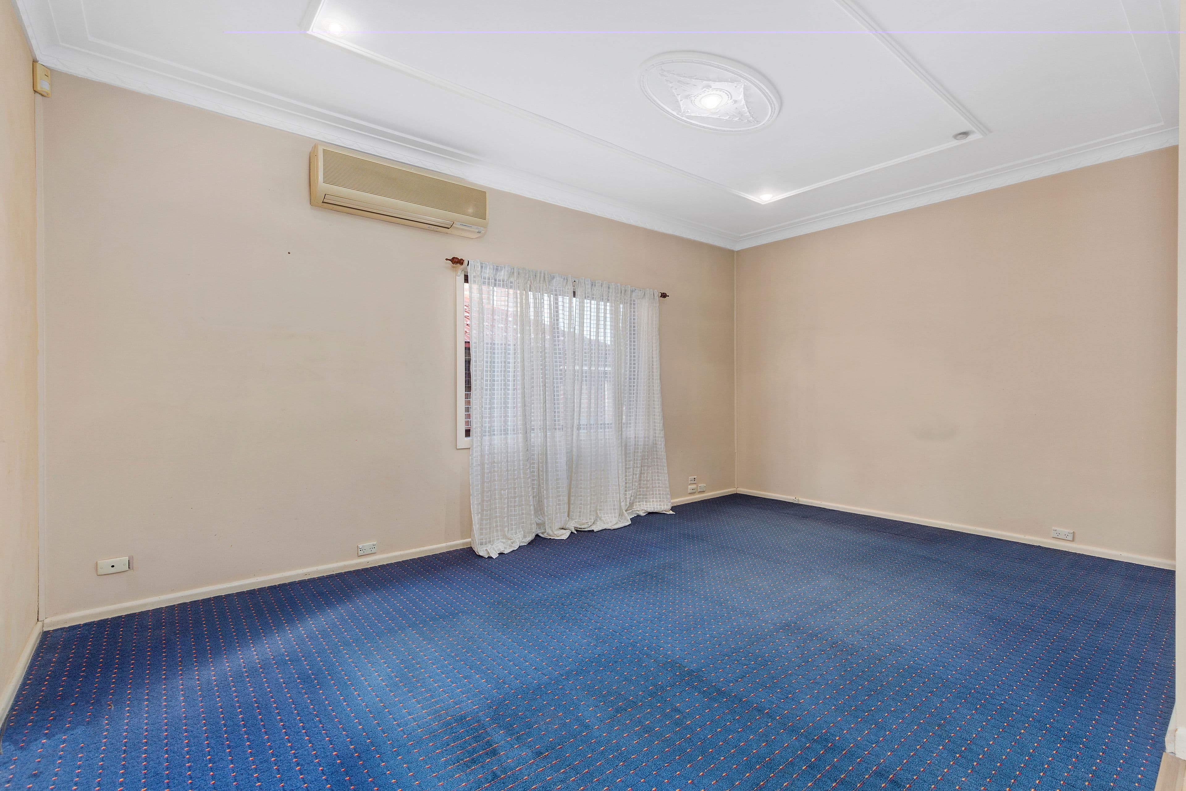 3 Bykool Avenue, Kingsgrove NSW 2208, Kingsgrove - Thumbnail 4