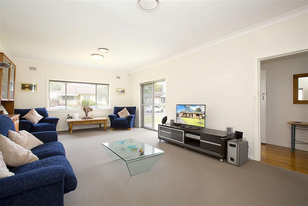 9 Hope Street, Penrith NSW 2750, Penrith - Thumbnail 2