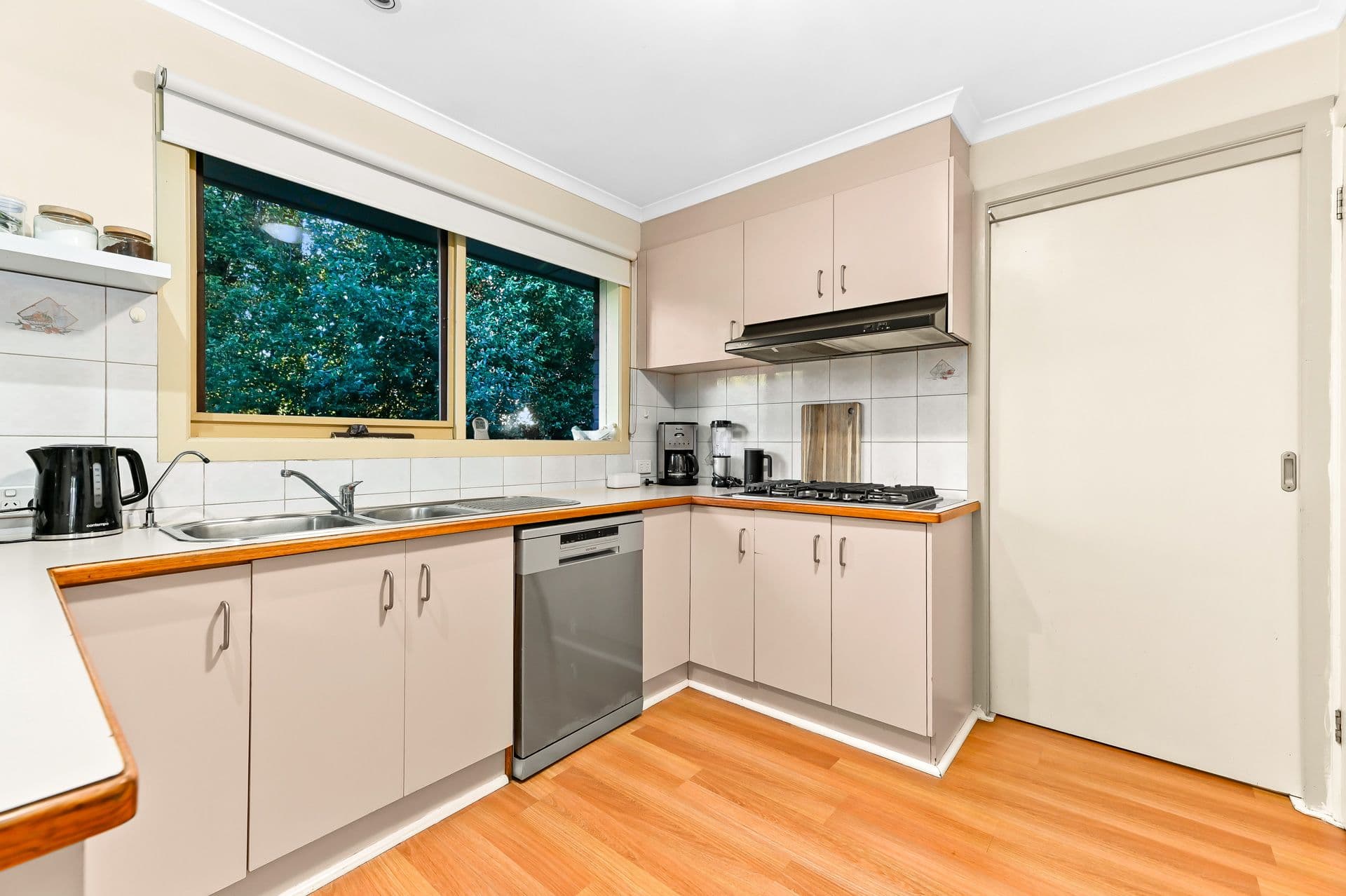 8 Malanda Court, Berwick VIC 3806, Berwick - Thumbnail 6