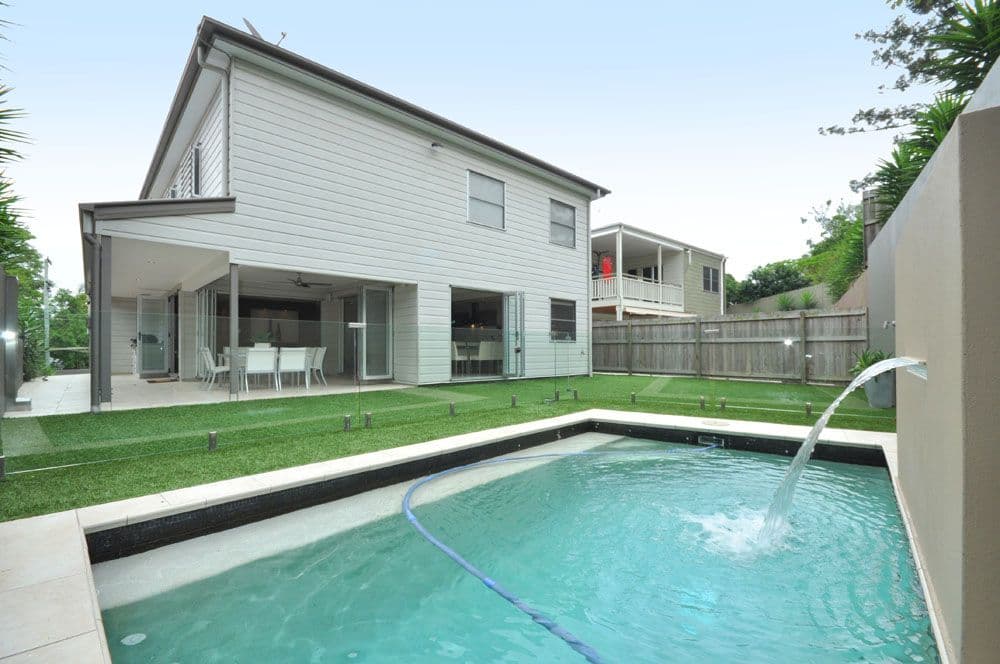213 Ferguson Road, SEVEN HILLS QLD 4170, Seven Hills - Image 1