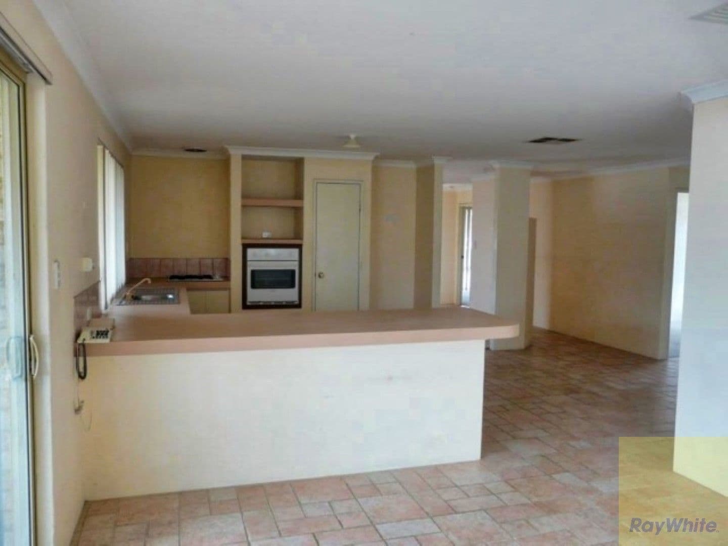 19 Sennet Lane, Warnbro WA 6169, Warnbro - Thumbnail 4