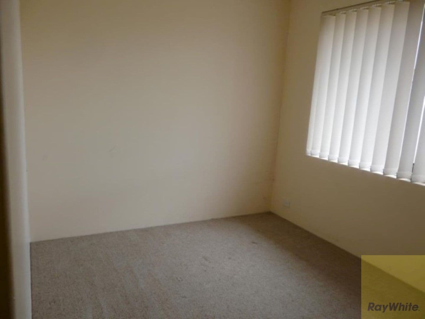 19 Sennet Lane, Warnbro WA 6169, Warnbro - Thumbnail 5