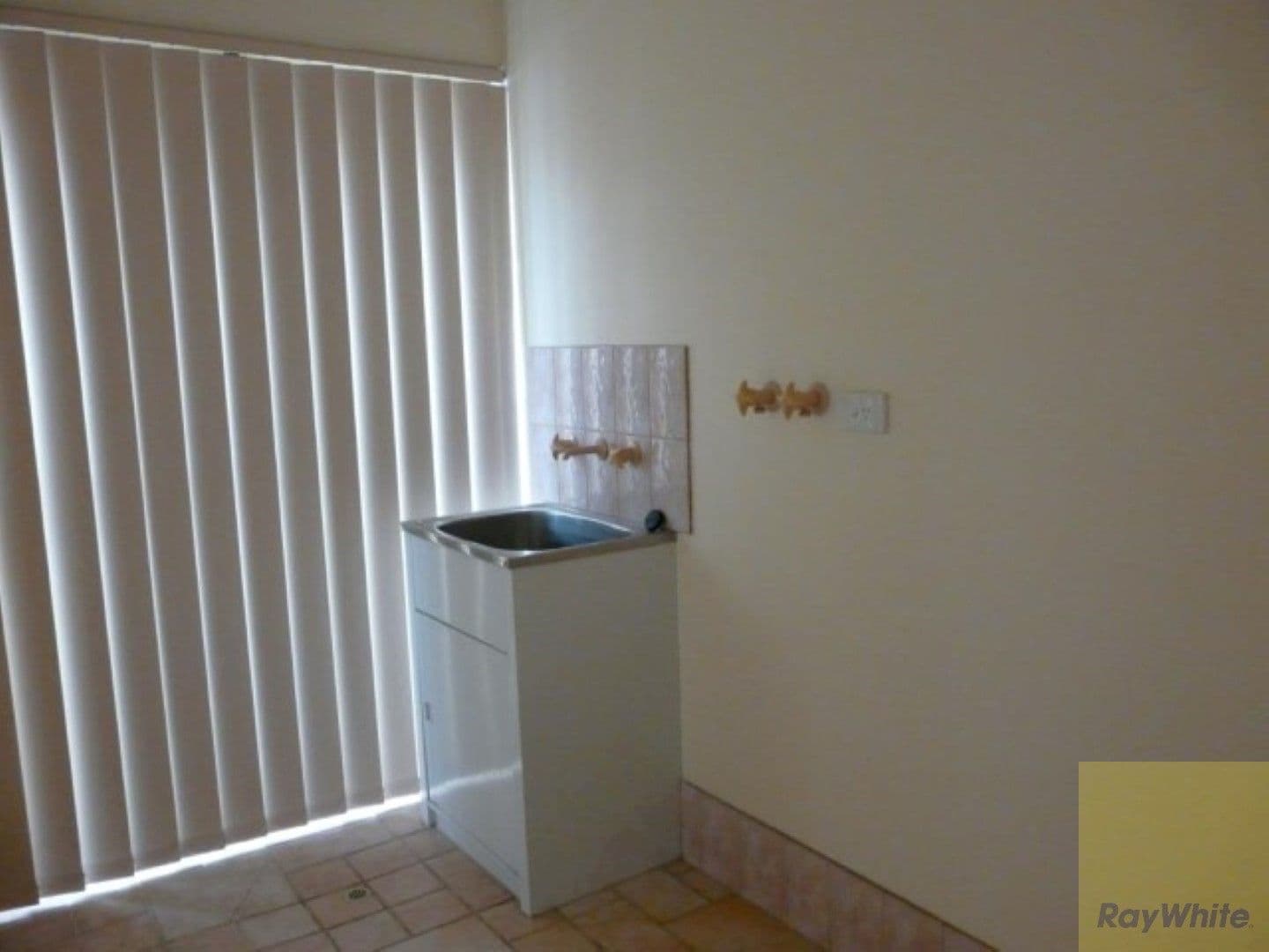 19 Sennet Lane, Warnbro WA 6169, Warnbro - Thumbnail 7
