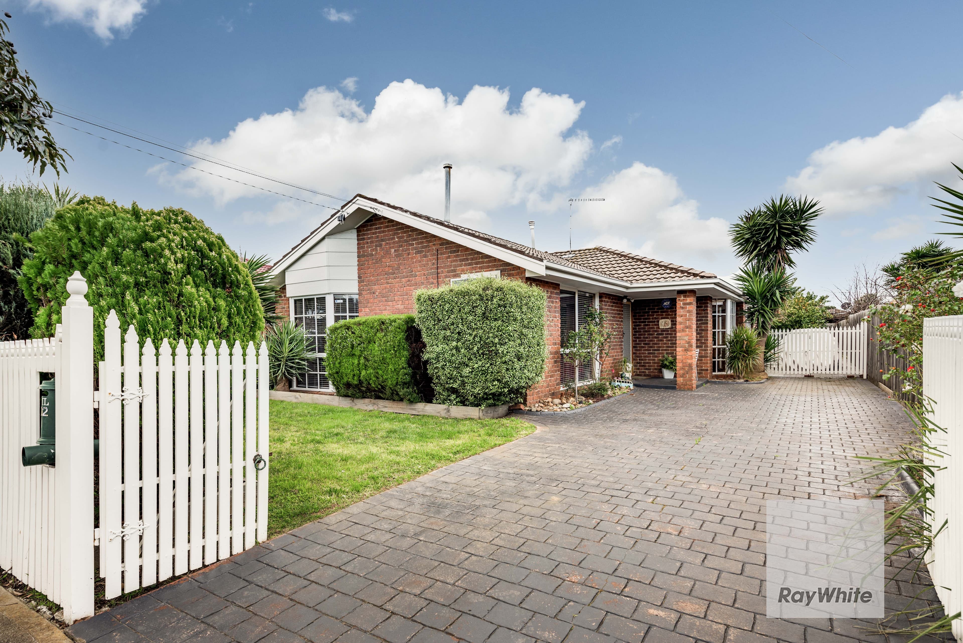 102 Lenoak Street, Gladstone Park VIC 3043, Gladstone Park - Image 1