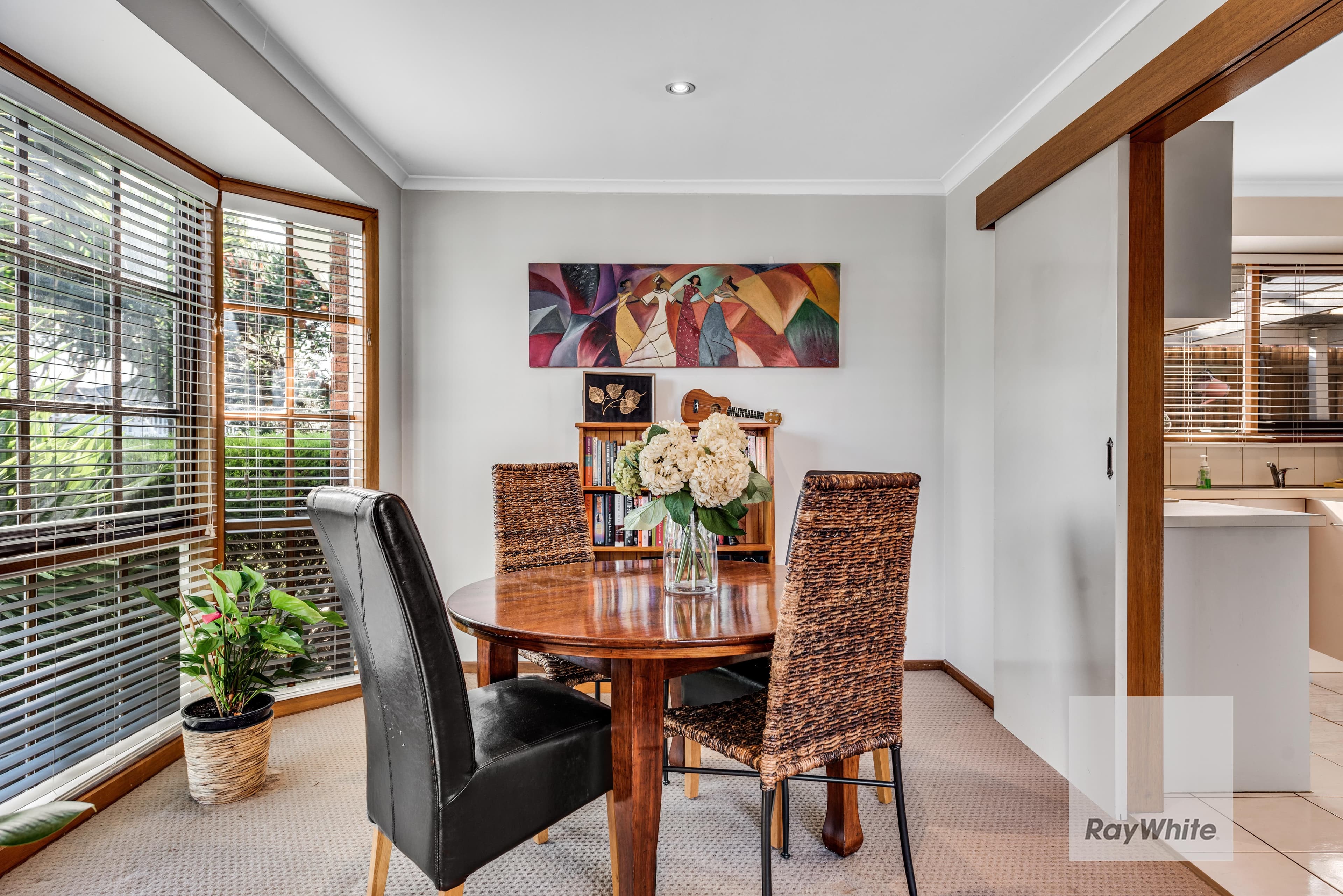 102 Lenoak Street, Gladstone Park VIC 3043, Gladstone Park - Thumbnail 5
