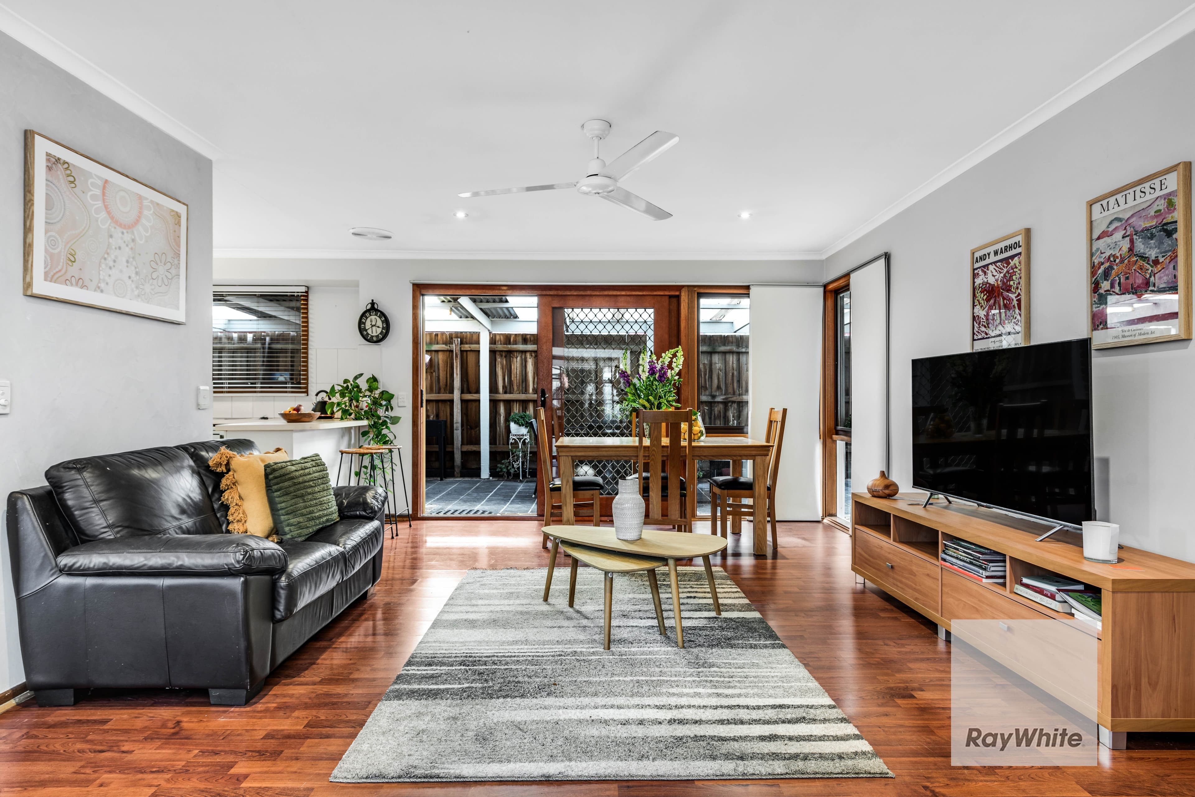 102 Lenoak Street, Gladstone Park VIC 3043, Gladstone Park - Thumbnail 7