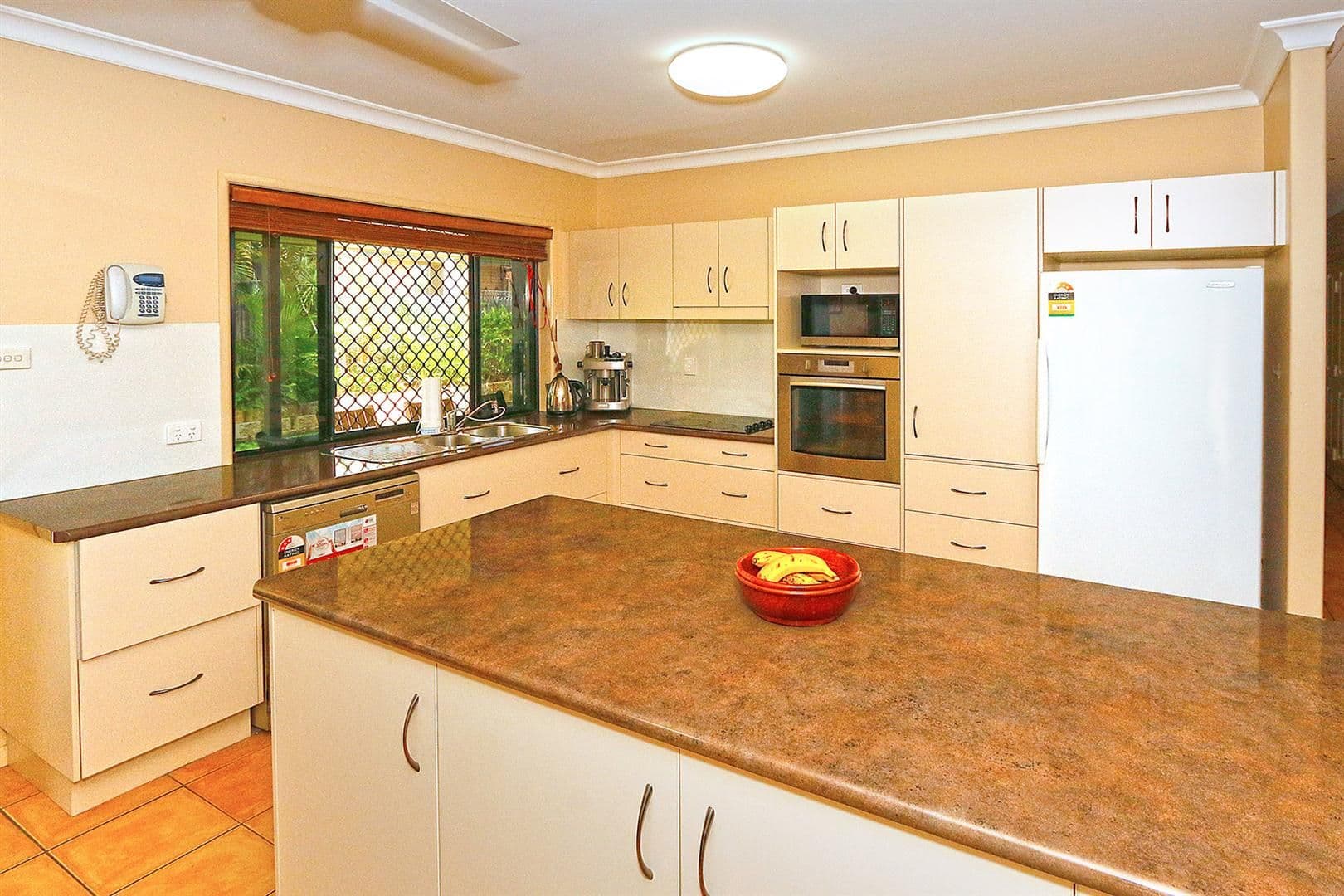 34 Stover Street, Gracemere QLD 4702, Gracemere - Thumbnail 2