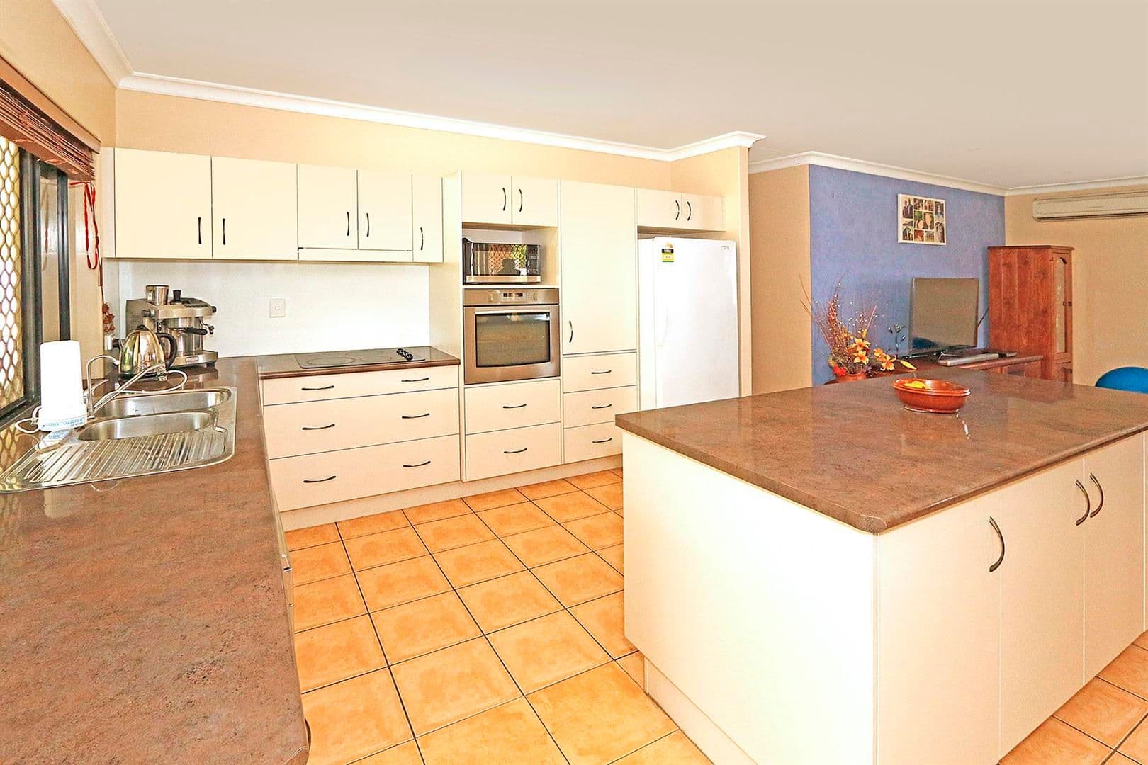 34 Stover Street, Gracemere QLD 4702, Gracemere - Thumbnail 3