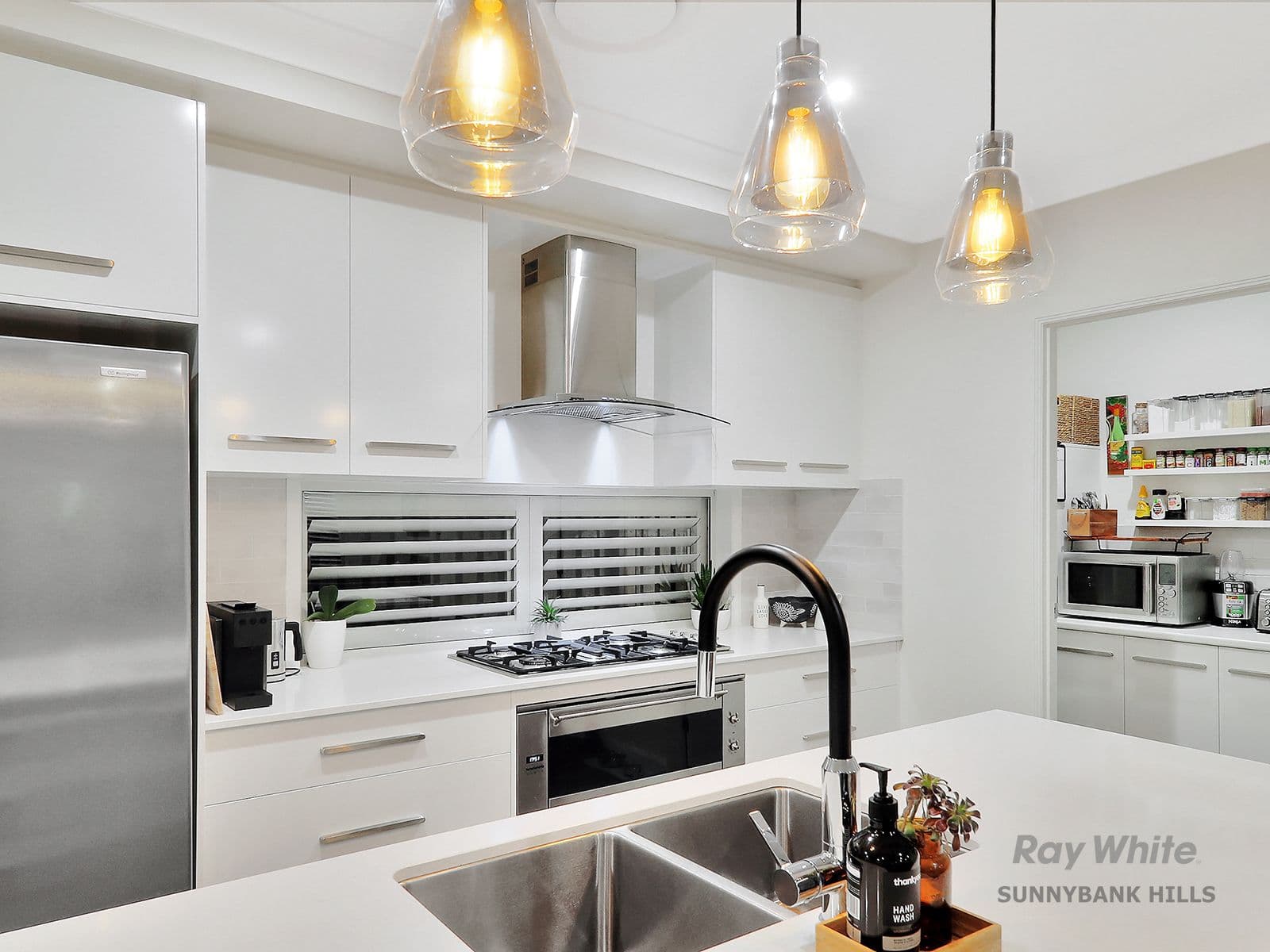 37 Vineyard Drive, Greenbank QLD 4124, Greenbank - Thumbnail 7