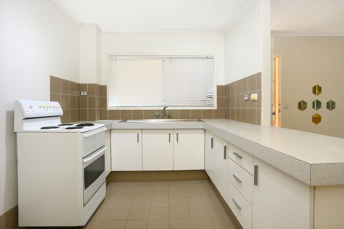 7 Albert Street, Burleigh Heads QLD 4220, Burleigh Heads - Thumbnail 6