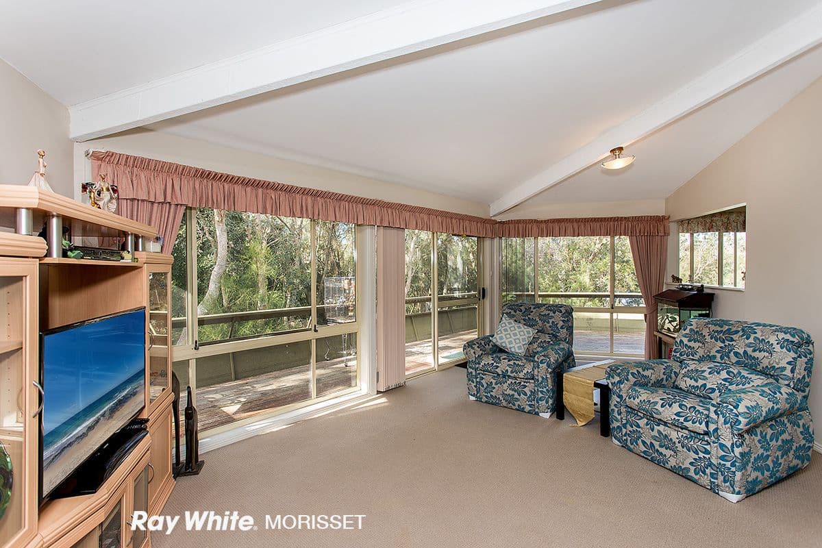 10 Rhodes Parade, Windermere Park NSW 2264, Windermere Park - Thumbnail 4