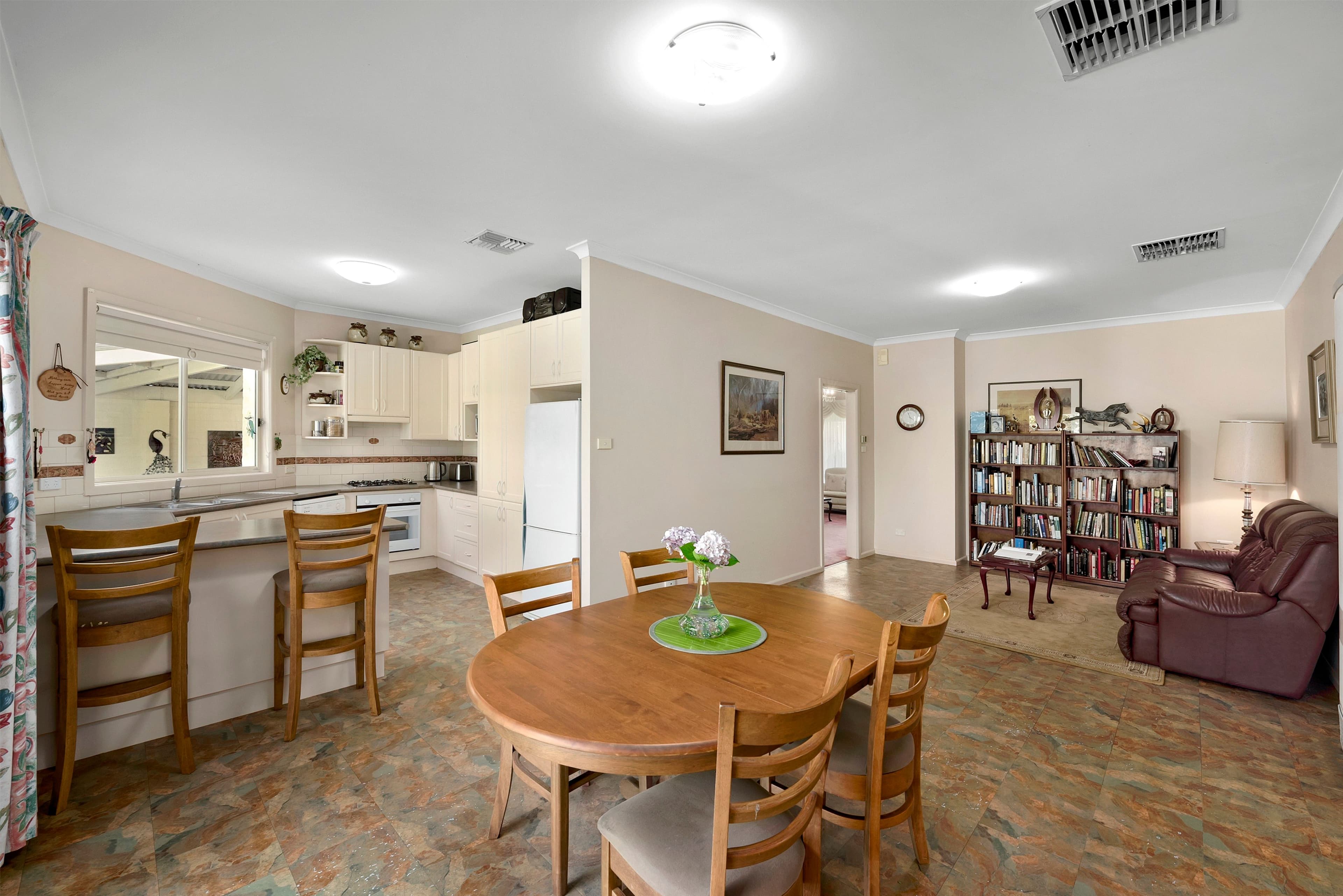 6 Steedman Street, Mordialloc VIC 3195, Mordialloc - Thumbnail 2