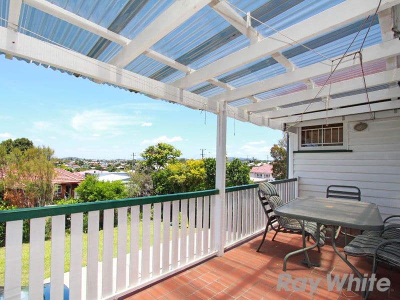 52 Sunny Avenue, WAVELL HEIGHTS QLD 4012, Wavell Heights - Thumbnail 4