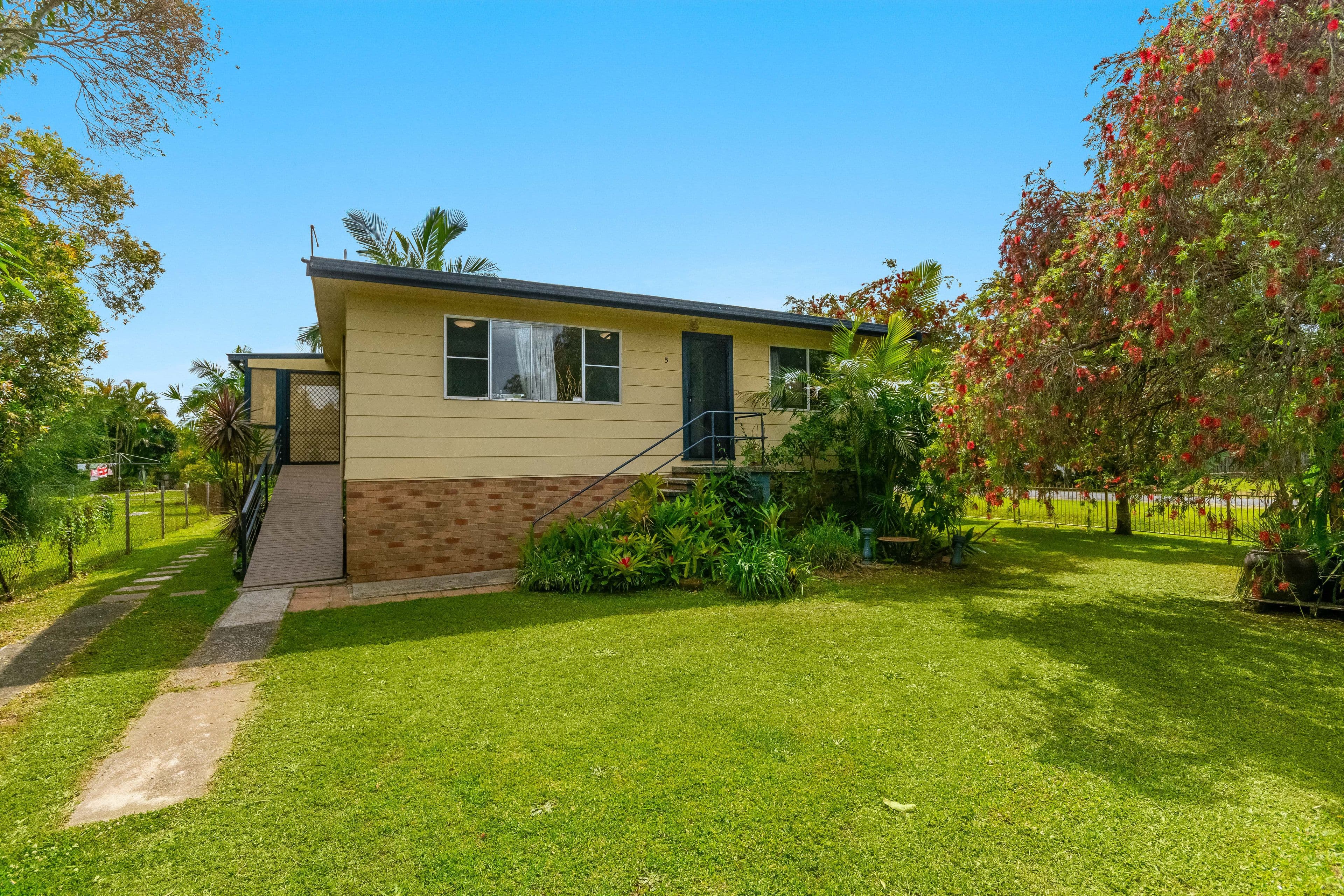 5 Yamba Street, Palmers Island NSW 2463, Palmers Island - Thumbnail 2
