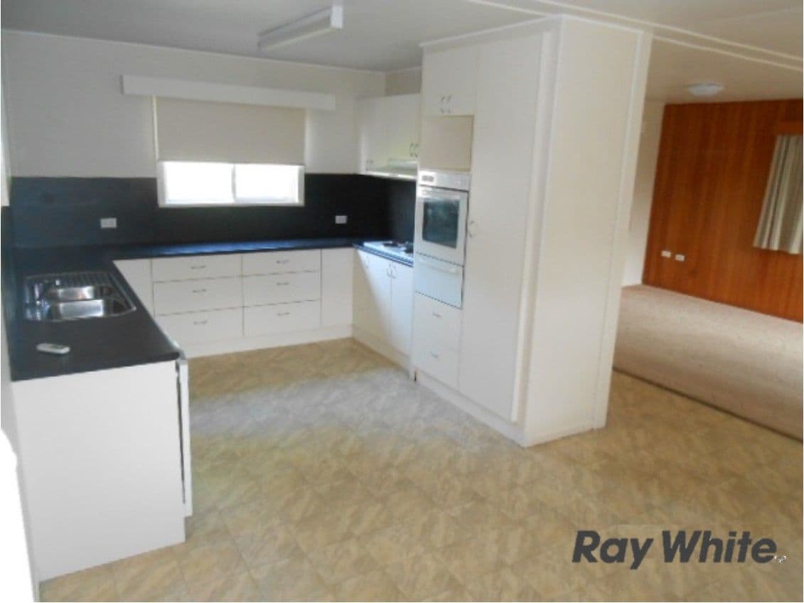 9 Tina Street, BEAUDESERT QLD 4285, Beaudesert - Thumbnail 3