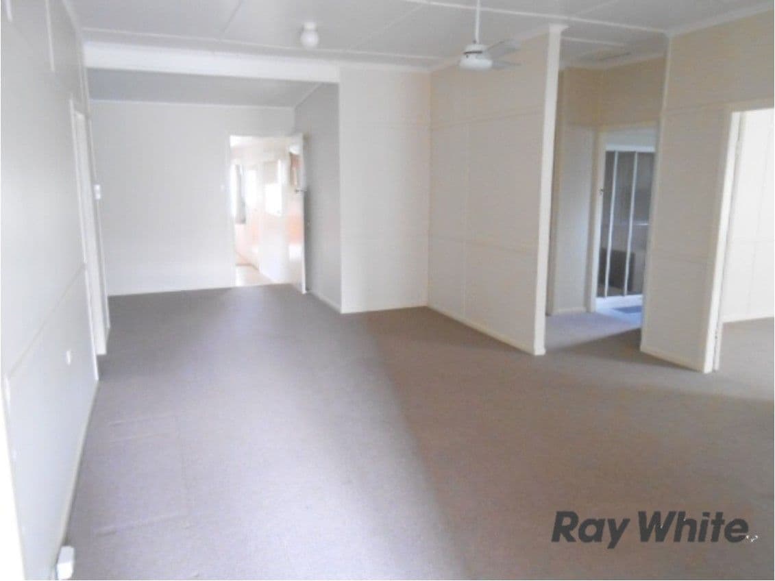 9 Tina Street, BEAUDESERT QLD 4285, Beaudesert - Thumbnail 5
