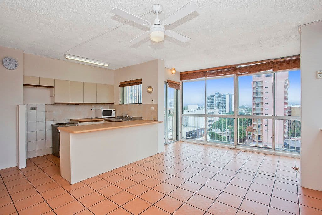 7B 'Kinkabool' 32 -34 Hanlan Street, SURFERS PARADISE QLD 4217, Surfers Paradise - Thumbnail 2