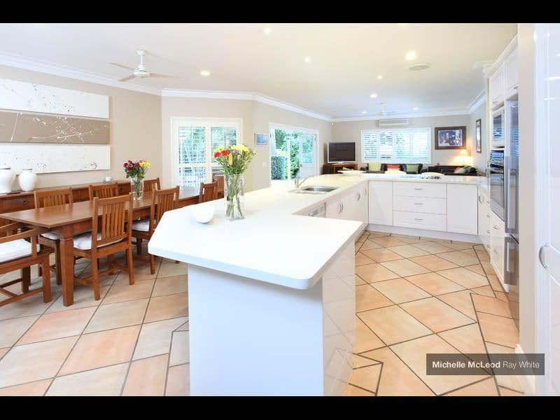 30 Kirkdale Road, CHAPEL HILL QLD 4069, Chapel Hill - Thumbnail 6