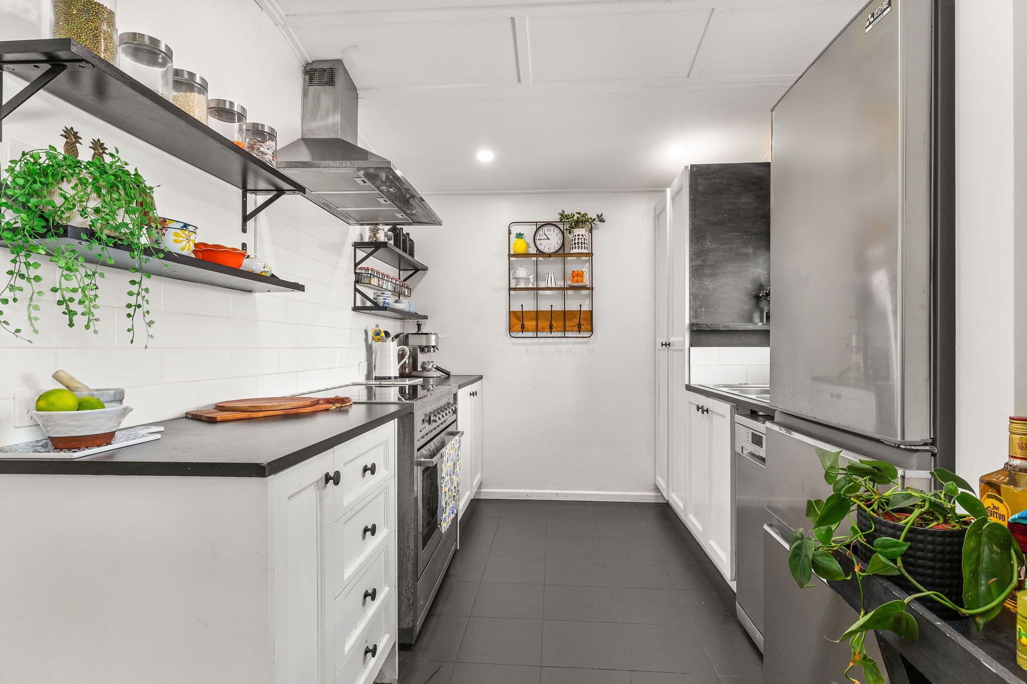 90 Turner Street, Scarborough QLD 4020, Scarborough - Thumbnail 6