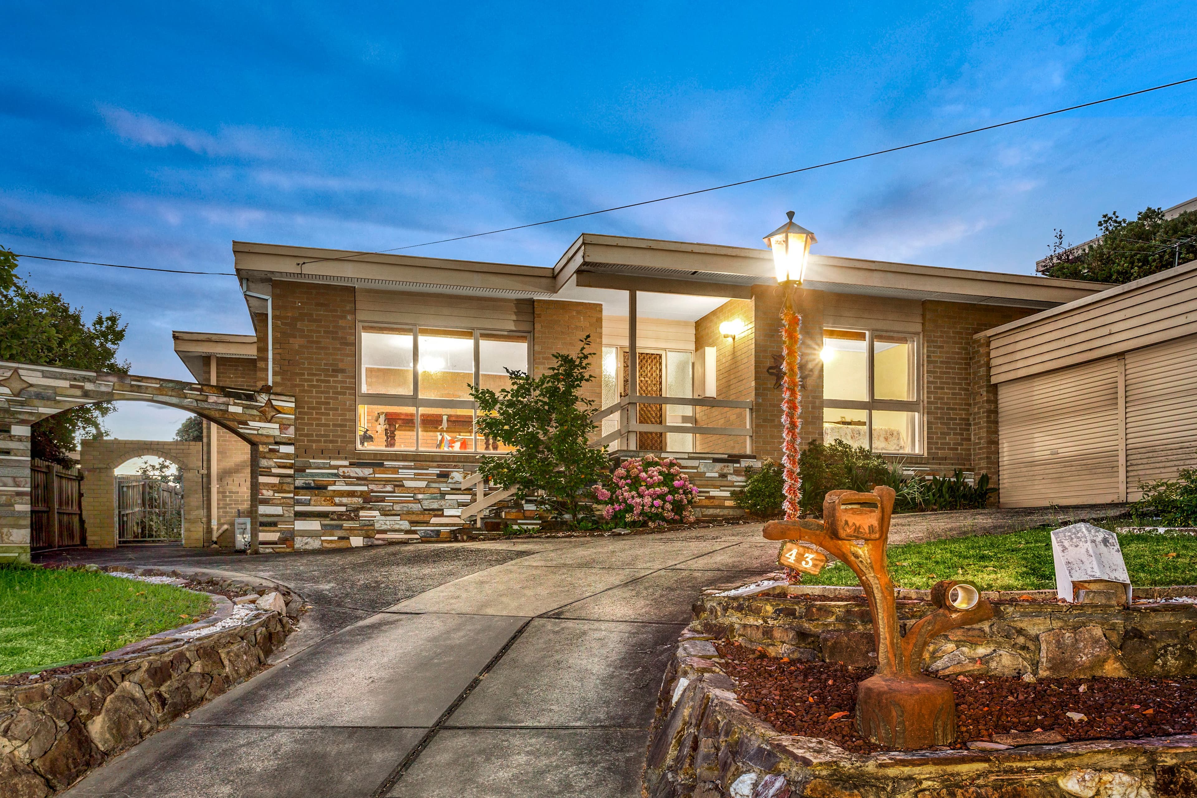 43 Clay Drive, Doncaster VIC 3108, Doncaster - Thumbnail 2