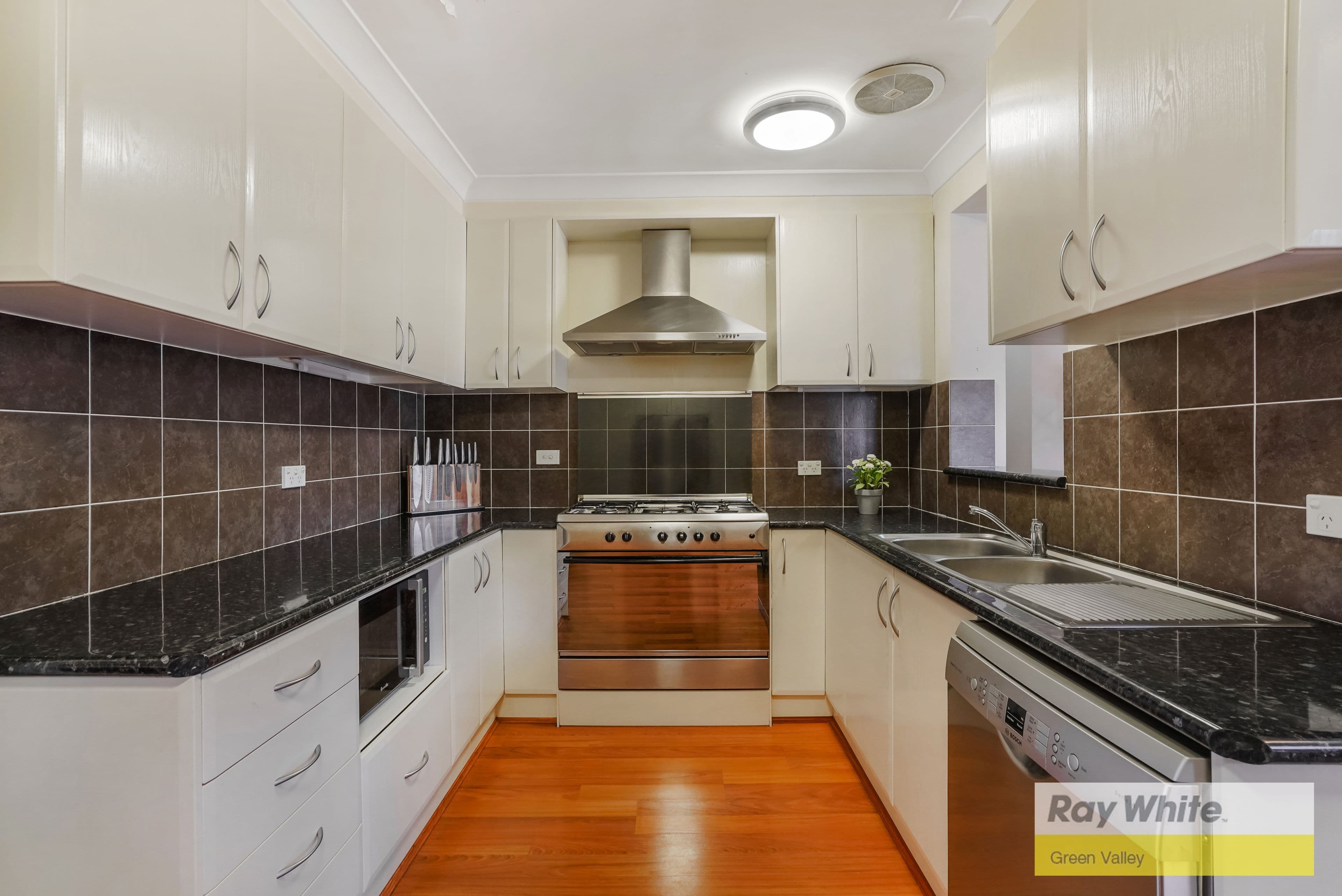 6 Berridale Place, Heckenberg NSW 2168, Heckenberg - Thumbnail 8