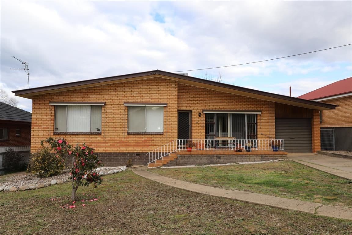 46 Forest Street, Tumut - Image 1